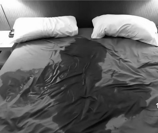 Using Massage Oils Without Ruining Your Sheets